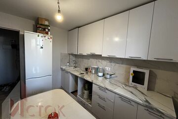 2-к квартира, 57,1 м², 2/10 эт.